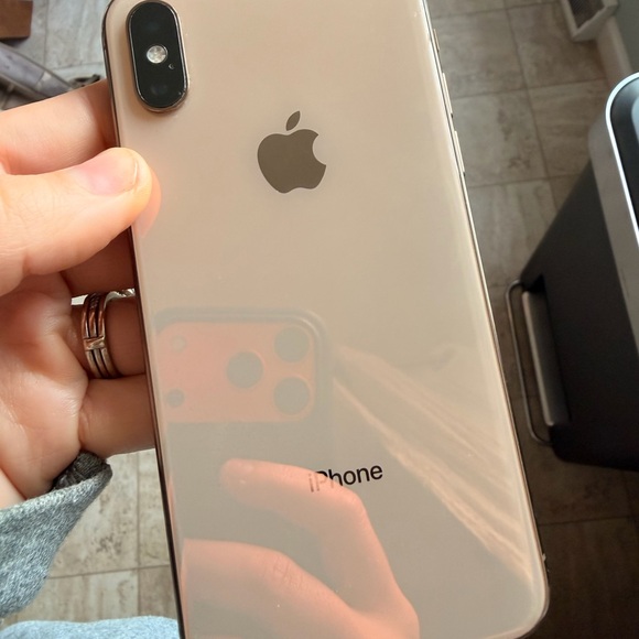 Apple iPhone XS